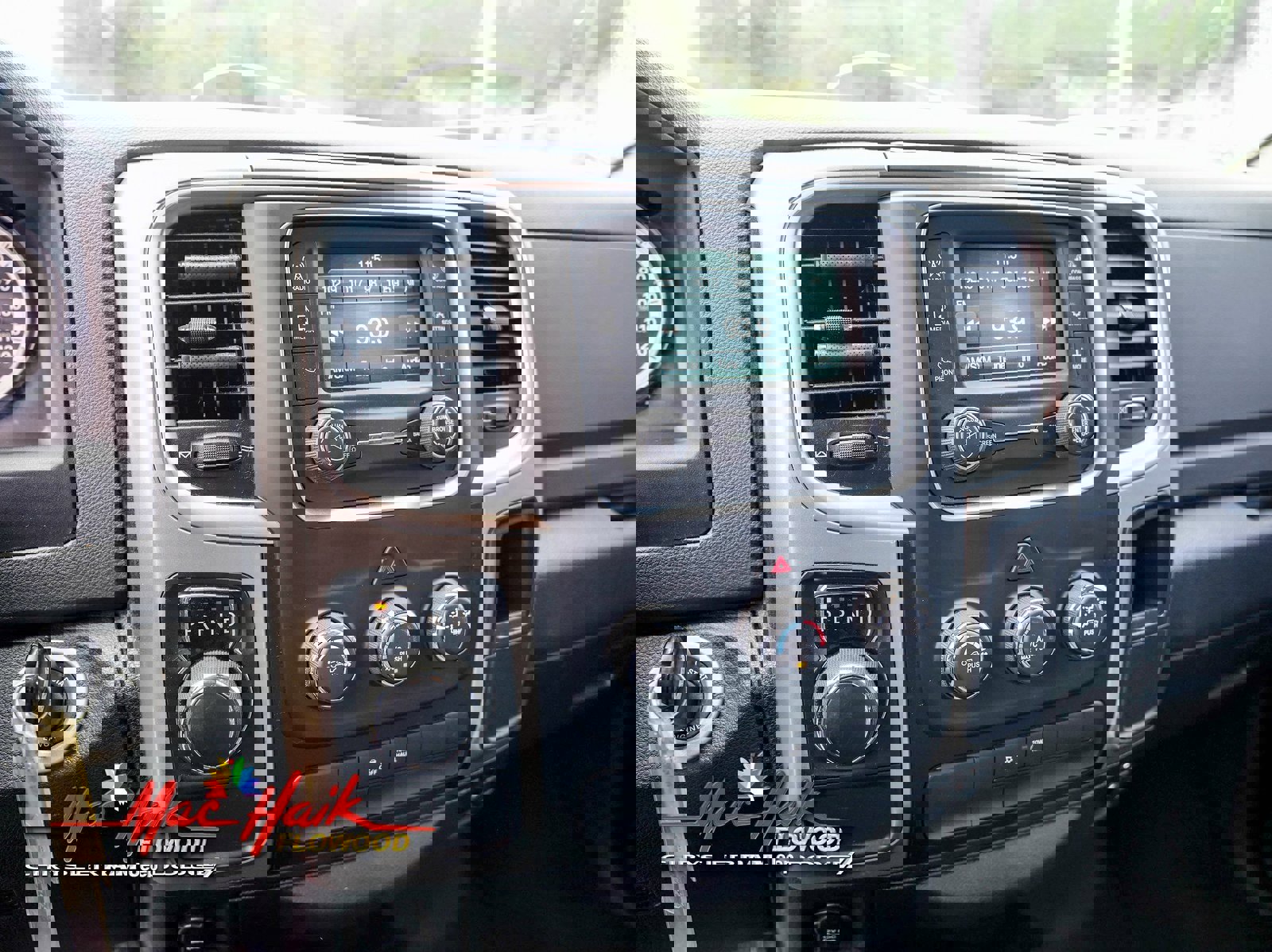 Used 2017 RAM 1500 Classic SLT image 19