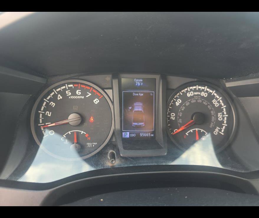 Used 2020 Toyota Tacoma SR image 6