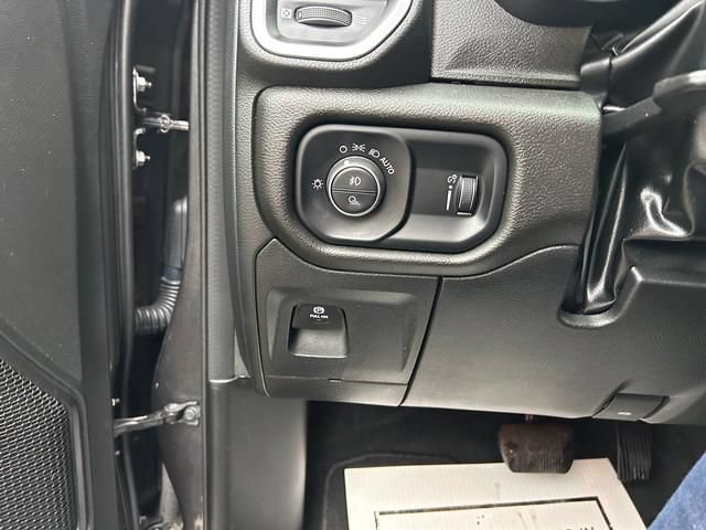 Used 2022 RAM 1500 Big Horn AWD/4WD image 24