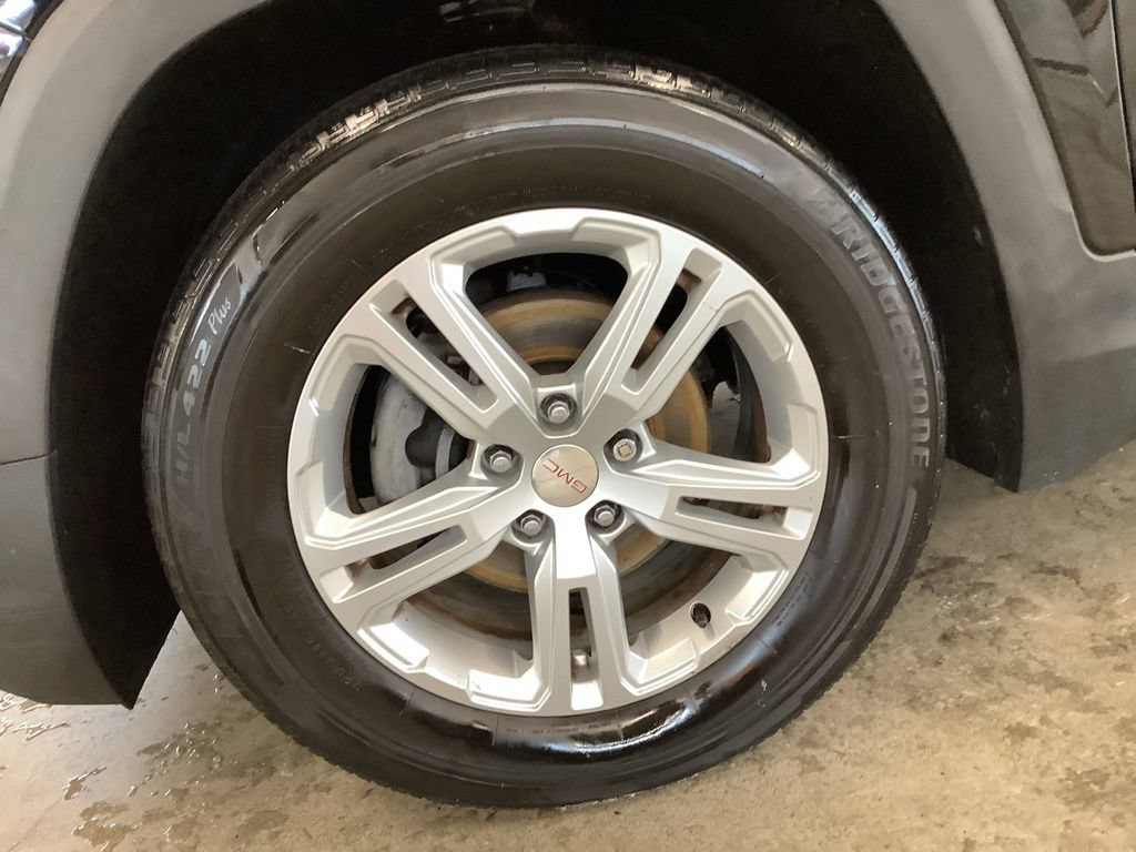 Used 2019 GMC Terrain SLE w/ LPO, Floor Liner Package FWD image 23