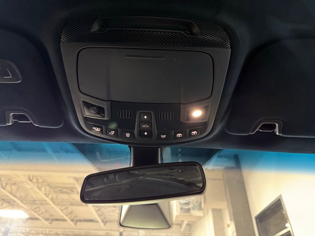Used 2019 Lincoln Continental Black Label image 16