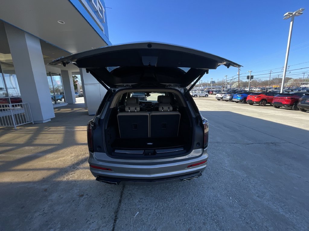 Certified 2023 Cadillac XT6 Sport w/ Platinum Package AWD/4WD image 27