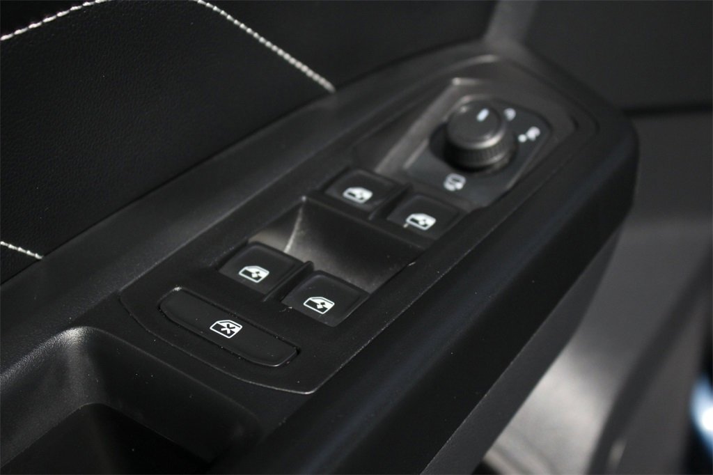 Used 2021 Volkswagen Atlas SEL Premium image 19
