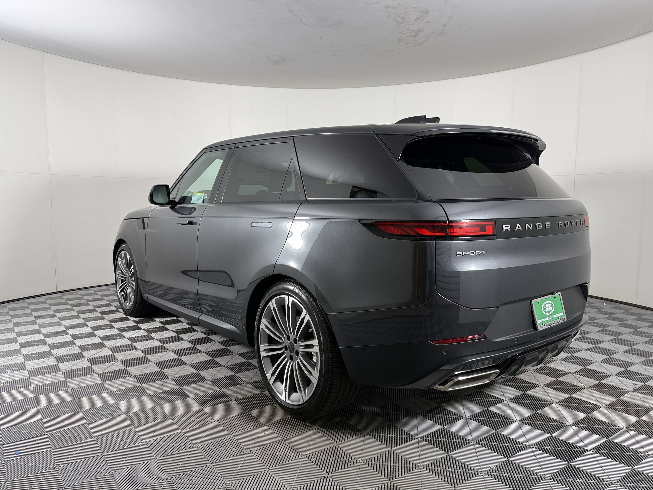 New 2026 Land Rover Range Rover Sport SE AWD/4WD image 3