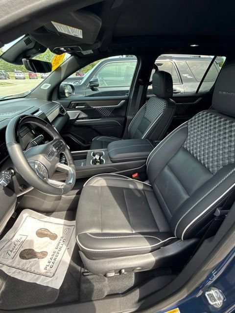 Used 2025 GMC Acadia Denali w/ Super Cruise Package FWD image 19
