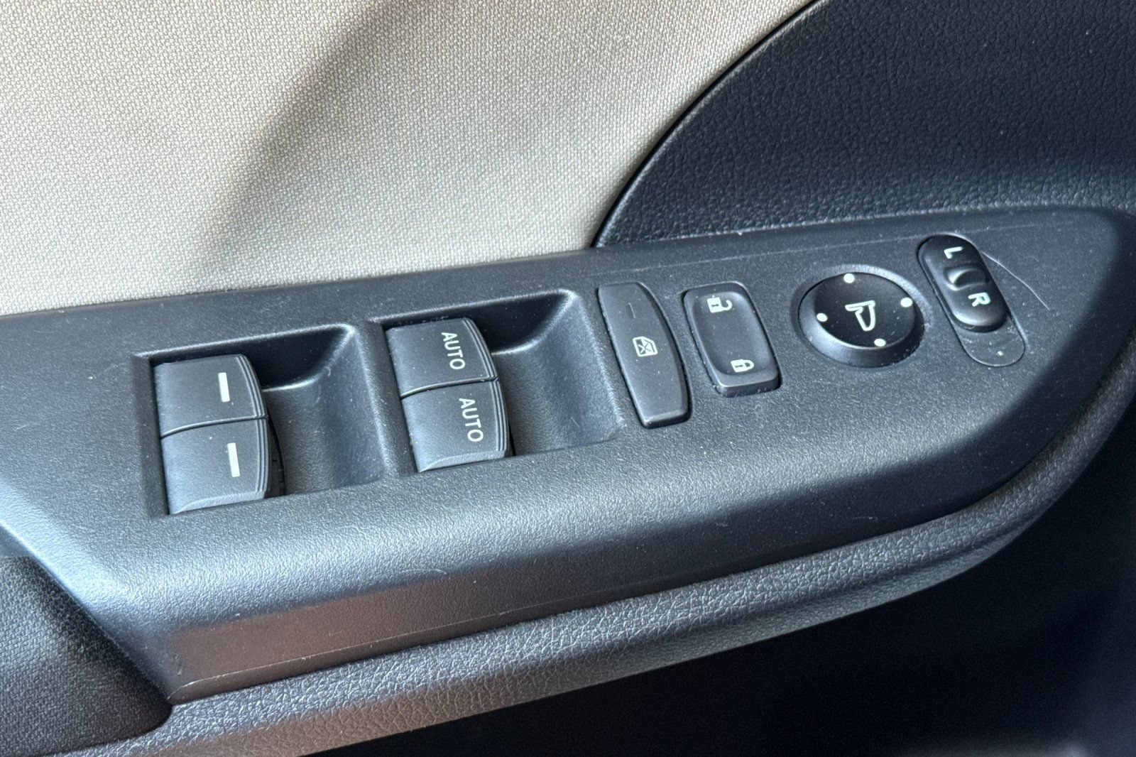 Used 2019 Honda Civic EX image 11