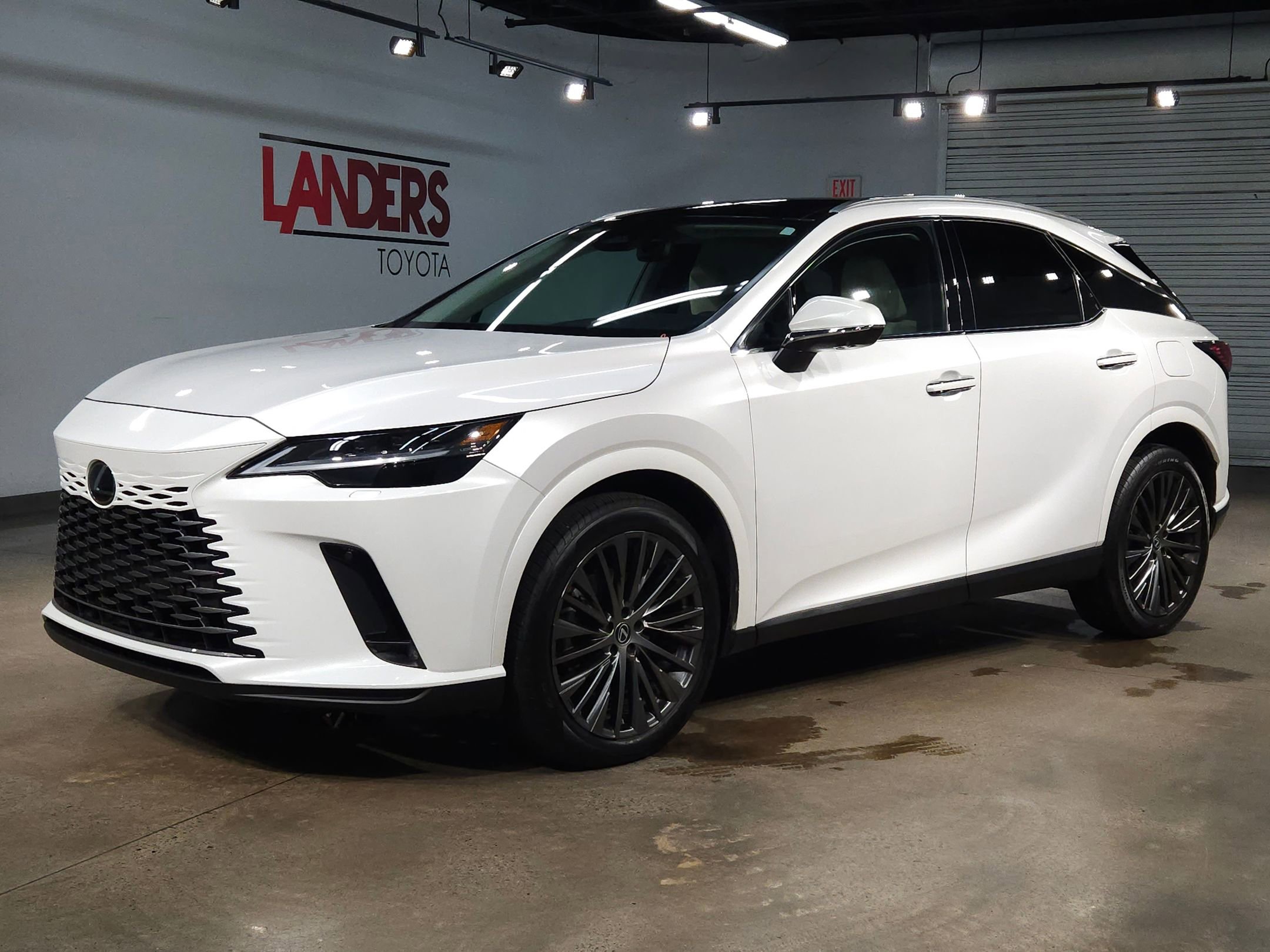 Used 2024 Lexus RX 350 image 3