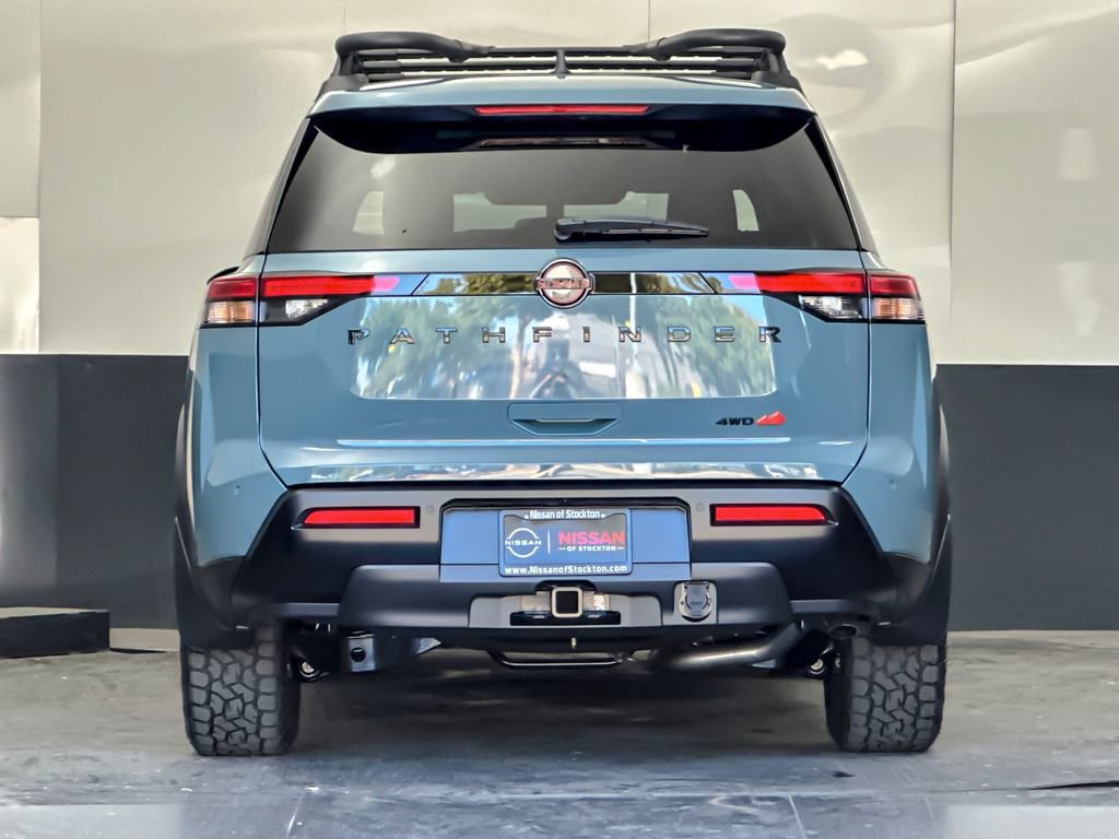 New 2026 Nissan Pathfinder Rock Creek AWD/4WD image 4