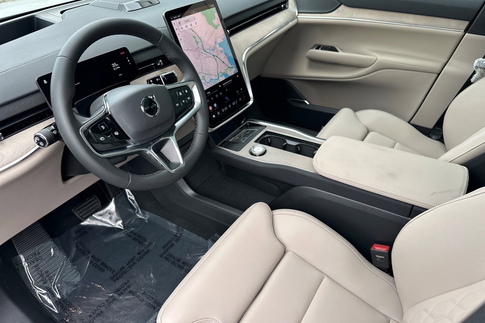 New 2025 Volvo EX90 Plus AWD/4WD image 13