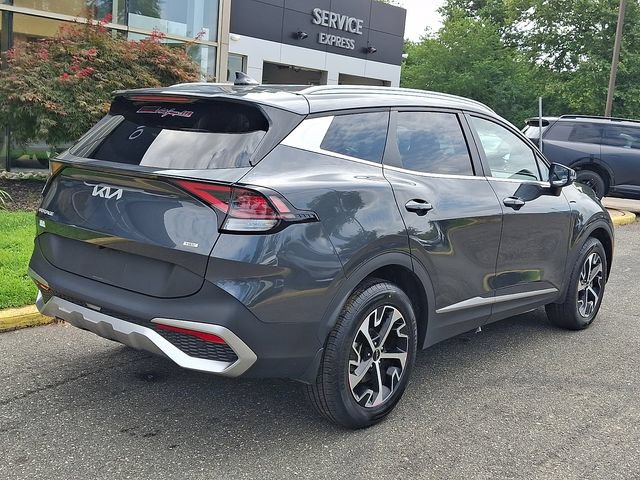 Certified 2025 Kia Sportage EX AWD/4WD image 6
