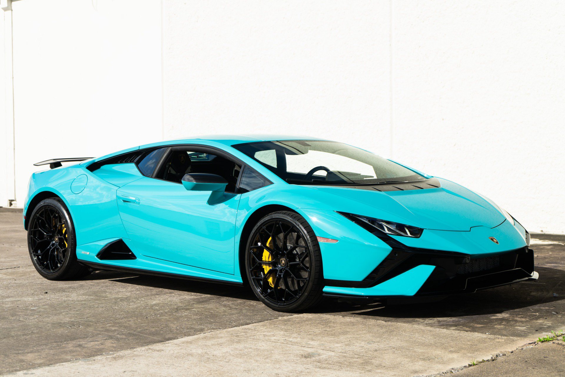 Used 2023 Lamborghini Huracan Tecnica RWD image 8