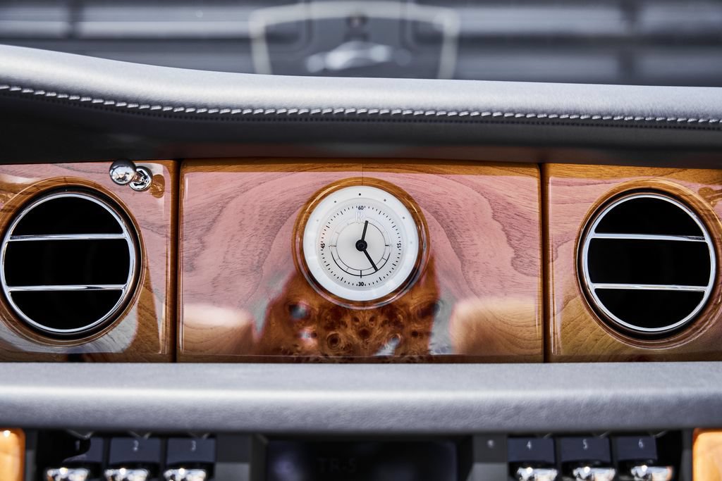 Used 2009 Rolls-Royce Phantom Drophead Coupe RWD image 76