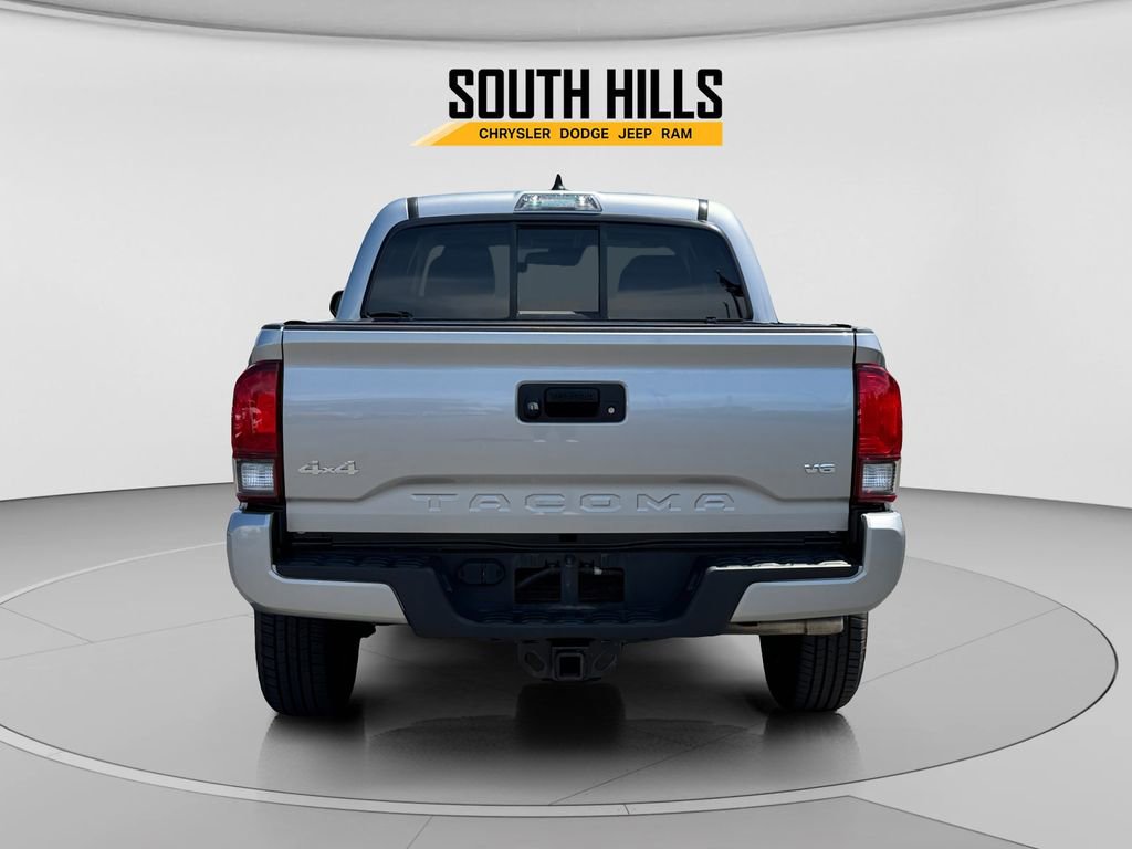 Used 2021 Toyota Tacoma SR AWD/4WD image 4
