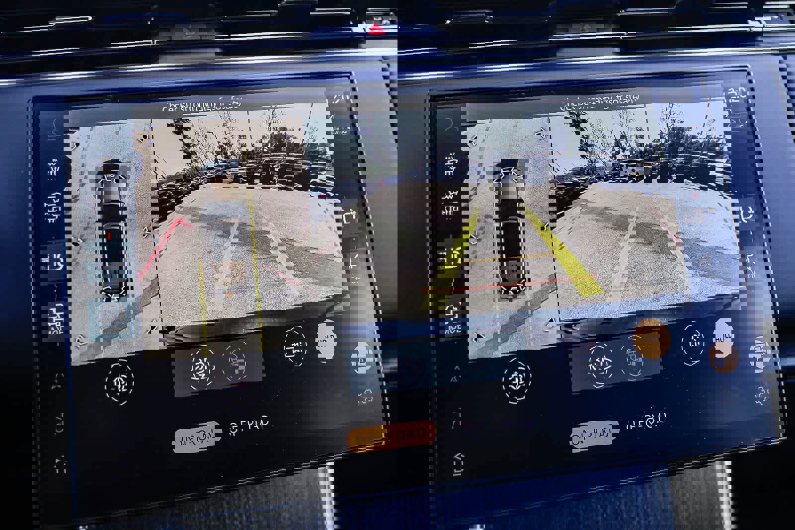 New 2026 Land Rover Range Rover Long Wheelbase SE image 26