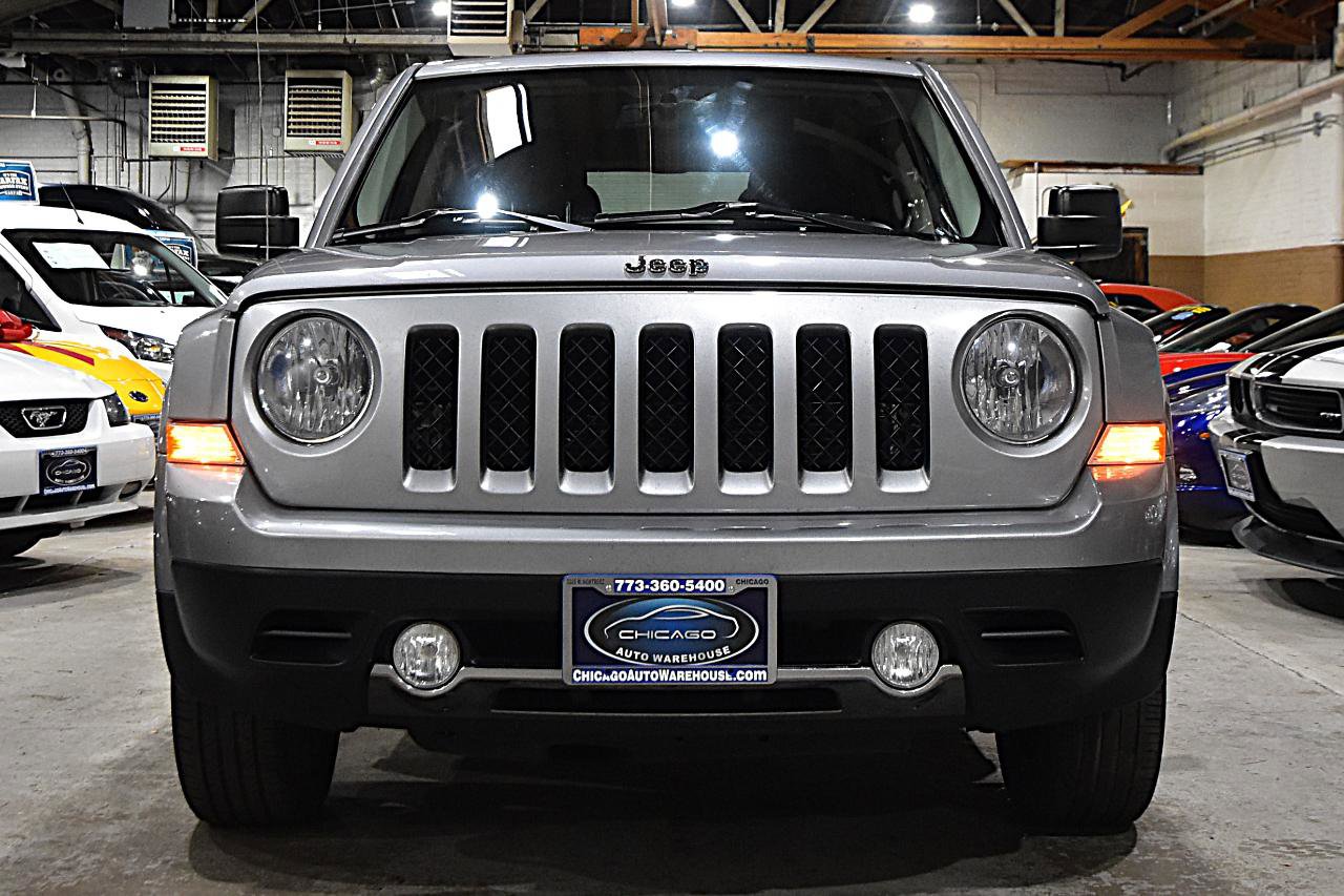 Used 2017 Jeep Patriot High Altitude image 2