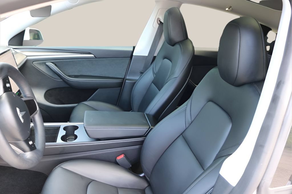 Used 2025 Tesla Model Y Performance AWD/4WD image 15