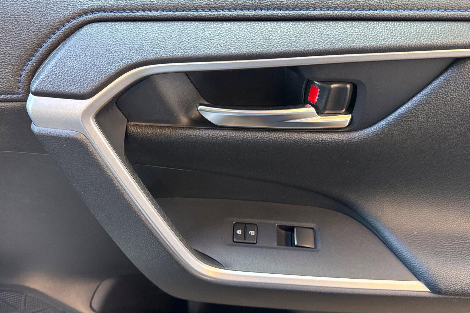 Certified 2021 Toyota RAV4 XSE w/ XSE Grade Weather Package image 23