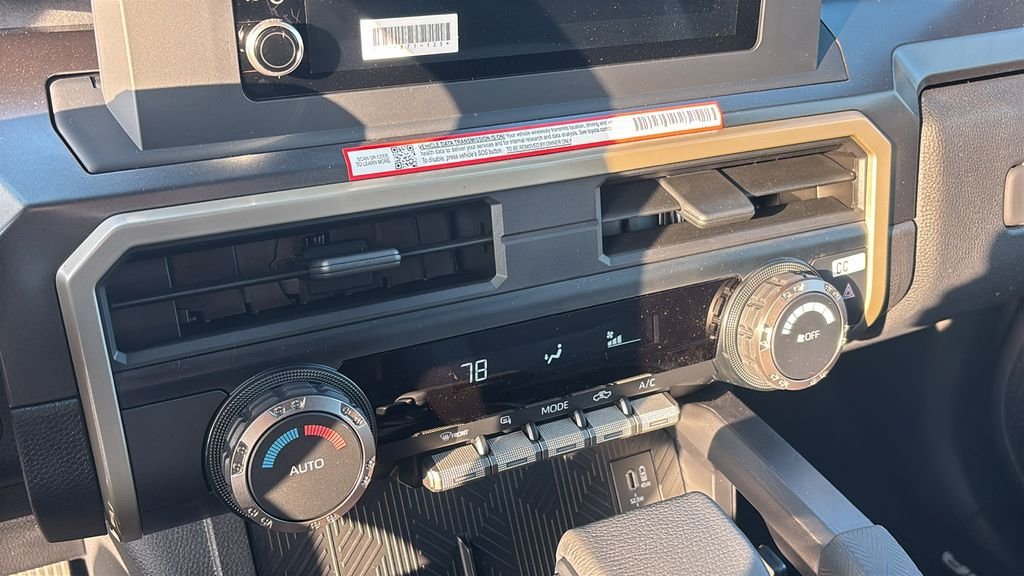 New 2025 Toyota Tacoma TRD Off-Road AWD/4WD image 21