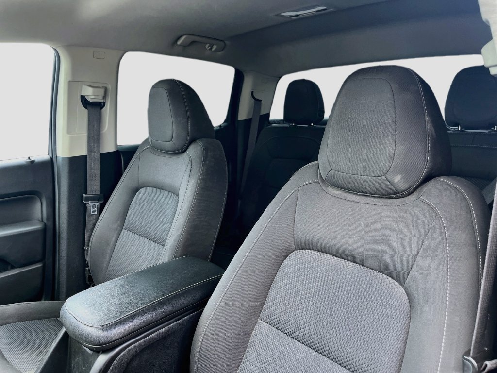 Used 2020 Chevrolet Colorado LT AWD/4WD image 19