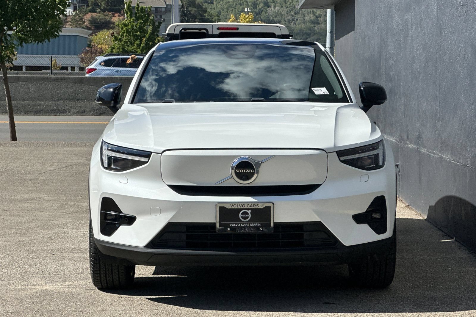 Certified 2023 Volvo C40 P8 Recharge Ultimate AWD/4WD image 11