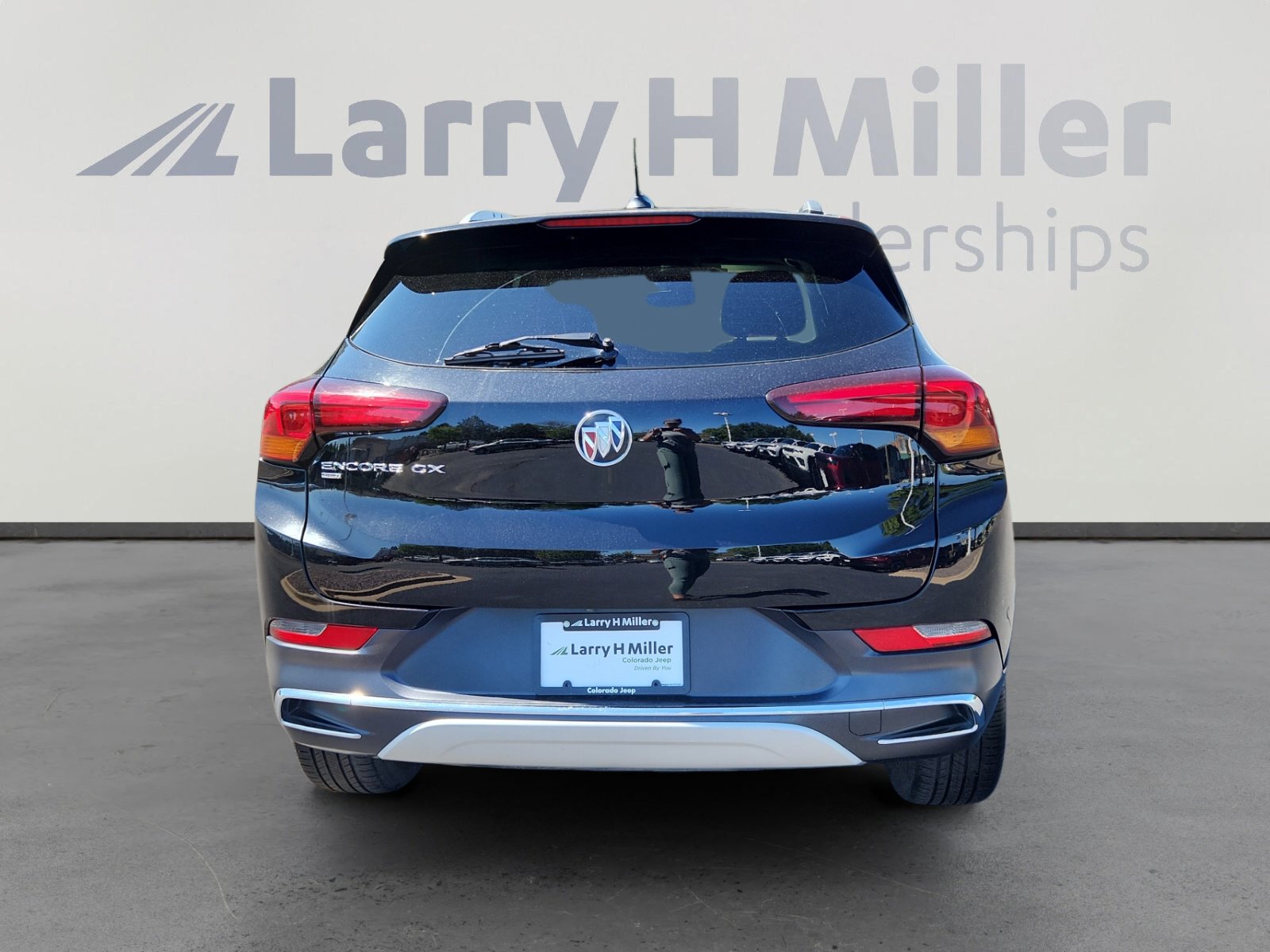 Used 2021 Buick Encore GX Essence image 4