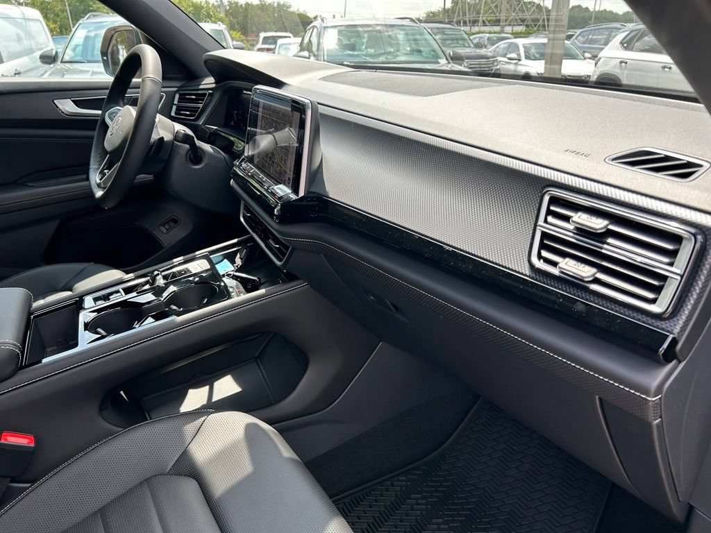 New 2026 Volkswagen Atlas Cross Sport SEL R-Line AWD/4WD image 39