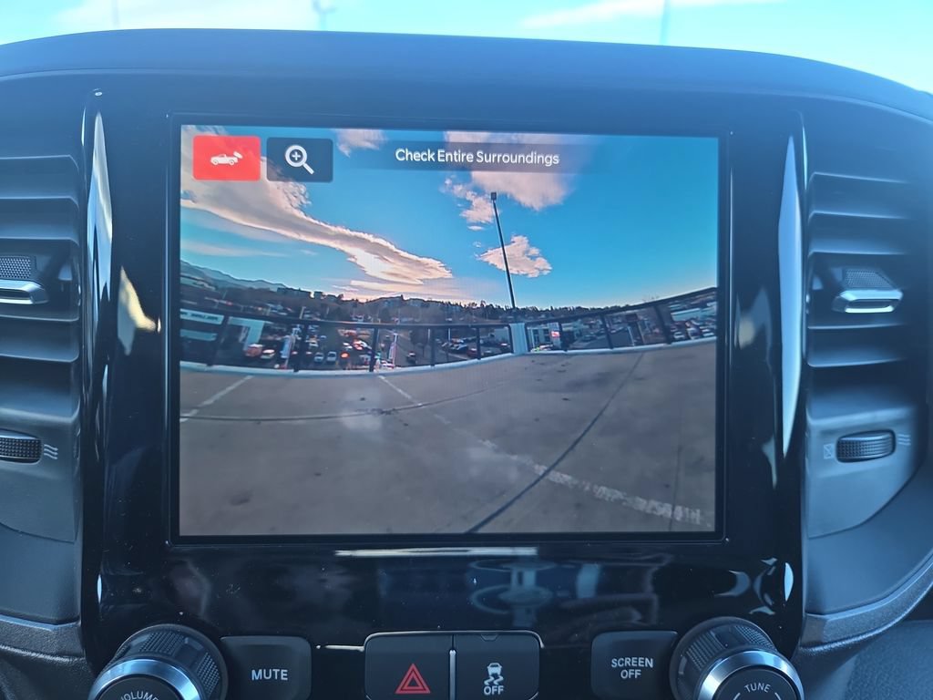 New 2026 RAM 5500 Tradesman AWD/4WD image 27