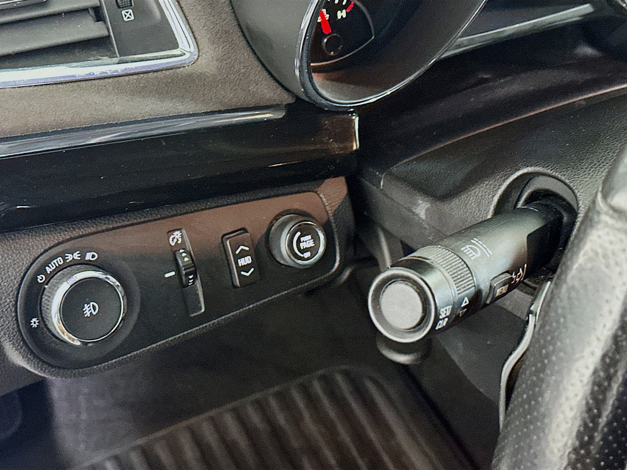 Used 2014 Chevrolet SS image 17