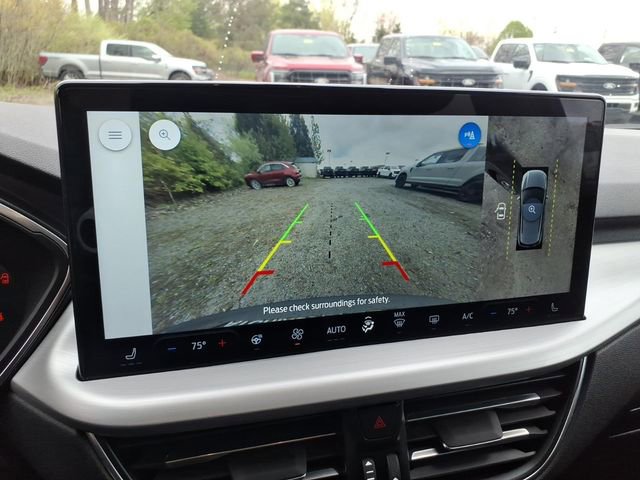 Certified 2023 Ford Escape Platinum AWD/4WD image 18