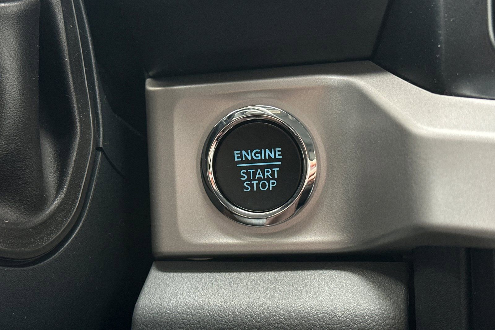 New 2026 Ford F350 XLT w/ XLT Premium Package image 21