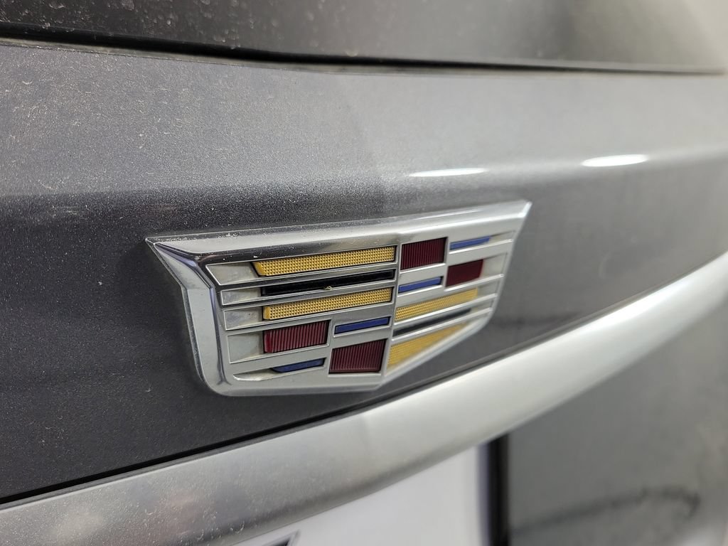 Used 2021 Cadillac XT6 Premium Luxury FWD image 7