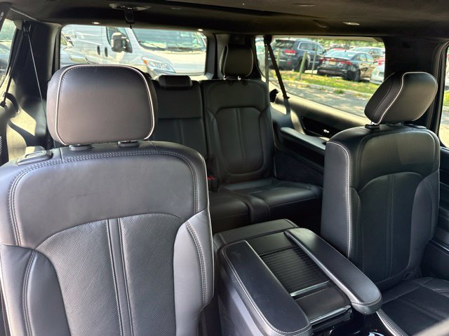 Used 2024 Jeep Grand Wagoneer L Series II w/ Quick Order Packagew 28T AWD/4WD image 27