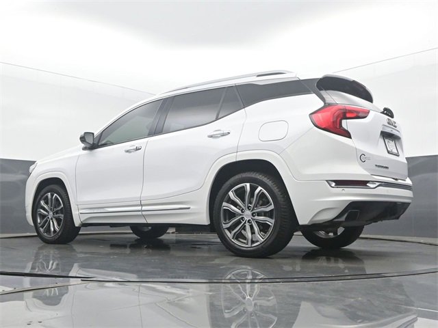 Used 2019 GMC Terrain Denali w/ Advanced Safety Package image 48