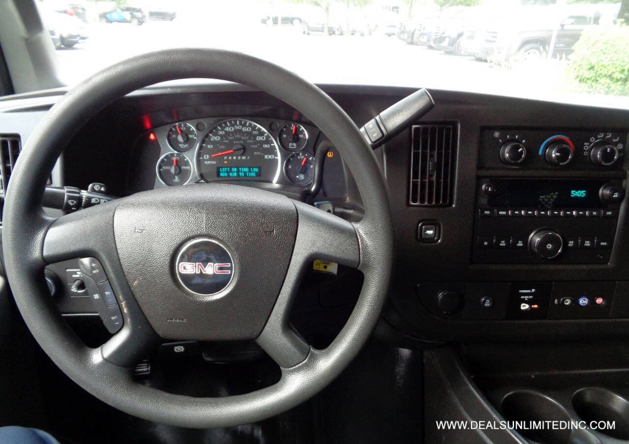 Used 2020 GMC Savana 2500 w/ Driver Convenience Package image 9