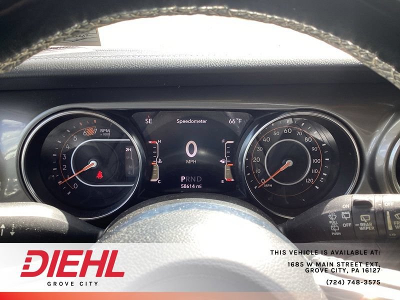 Used 2022 Jeep Wrangler Unlimited Sahara w/ Cold Weather Group AWD/4WD image 19