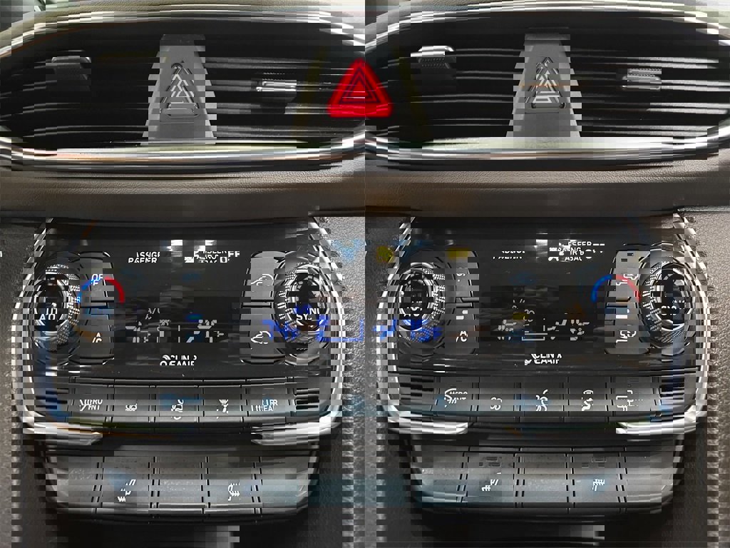 Used 2019 Hyundai Santa Fe Limited image 27