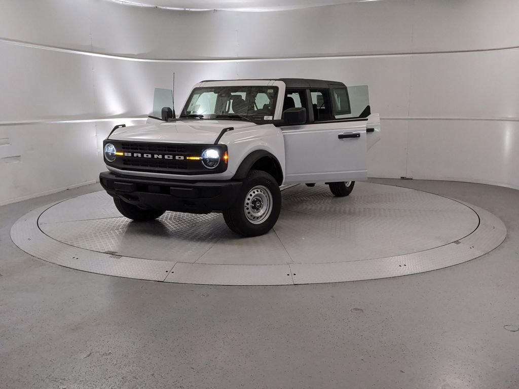 New 2025 Ford Bronco 4-Door image 12