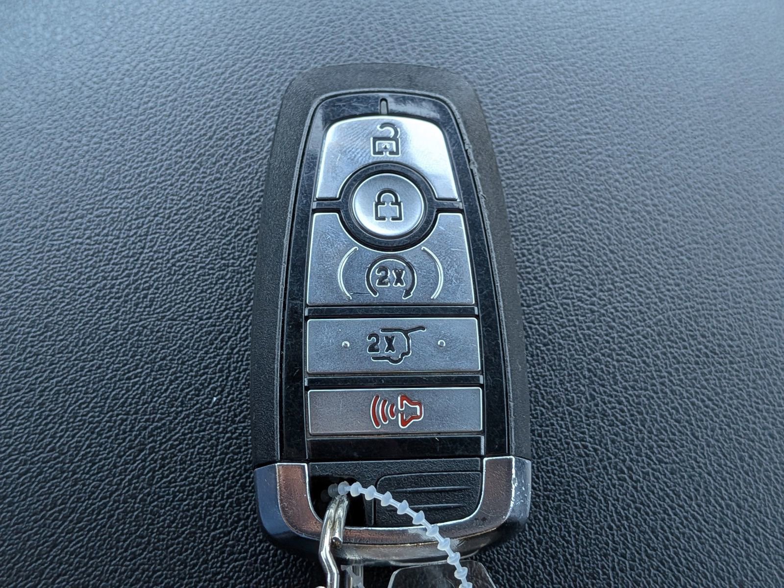 Certified 2024 Ford Edge ST-Line image 34