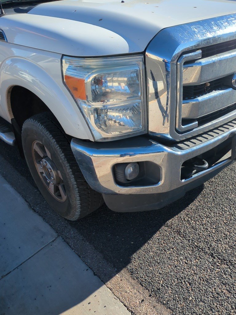 Used 2015 Ford F350 Lariat w/ Camper Package image 2