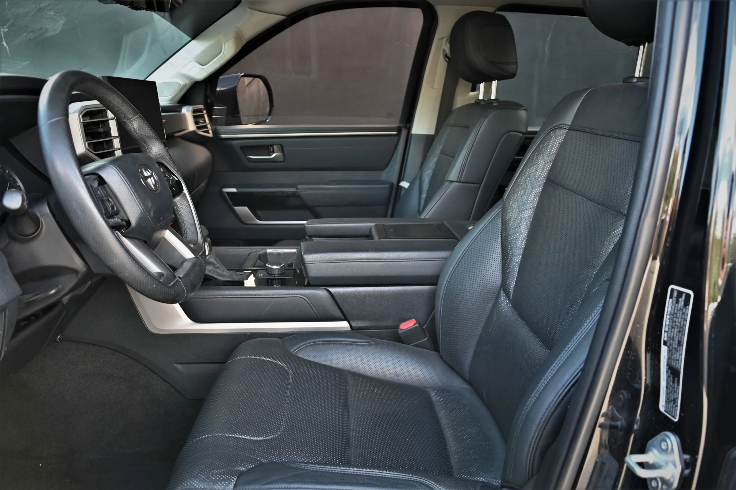 Used 2022 Toyota Tundra Limited image 19