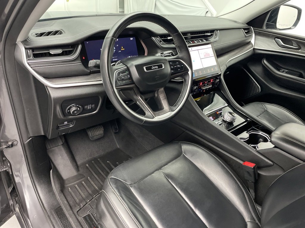 Used 2021 Jeep Grand Cherokee L Limited w/ Trailer Tow Group (B) image 16