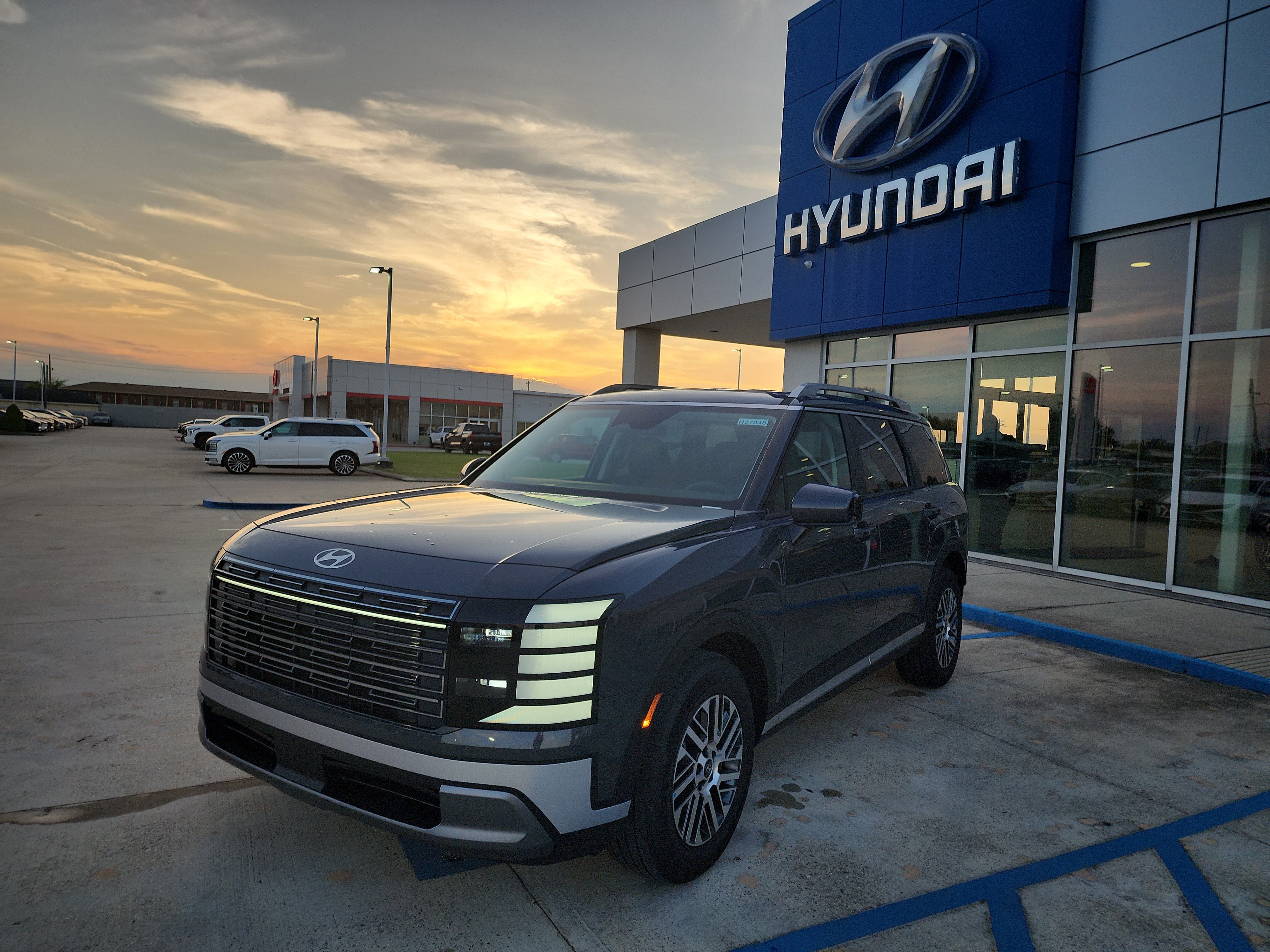 New 2027 Hyundai Palisade SEL FWD image 3