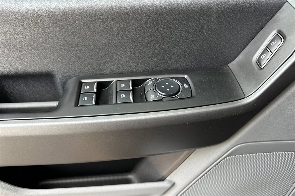 New 2025 Ford F250 XLT w/ FX4 Off-Road Package image 8