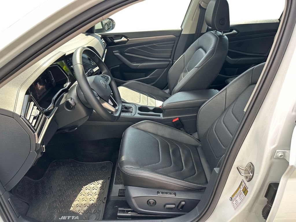 Used 2022 Volkswagen Jetta SEL FWD image 6