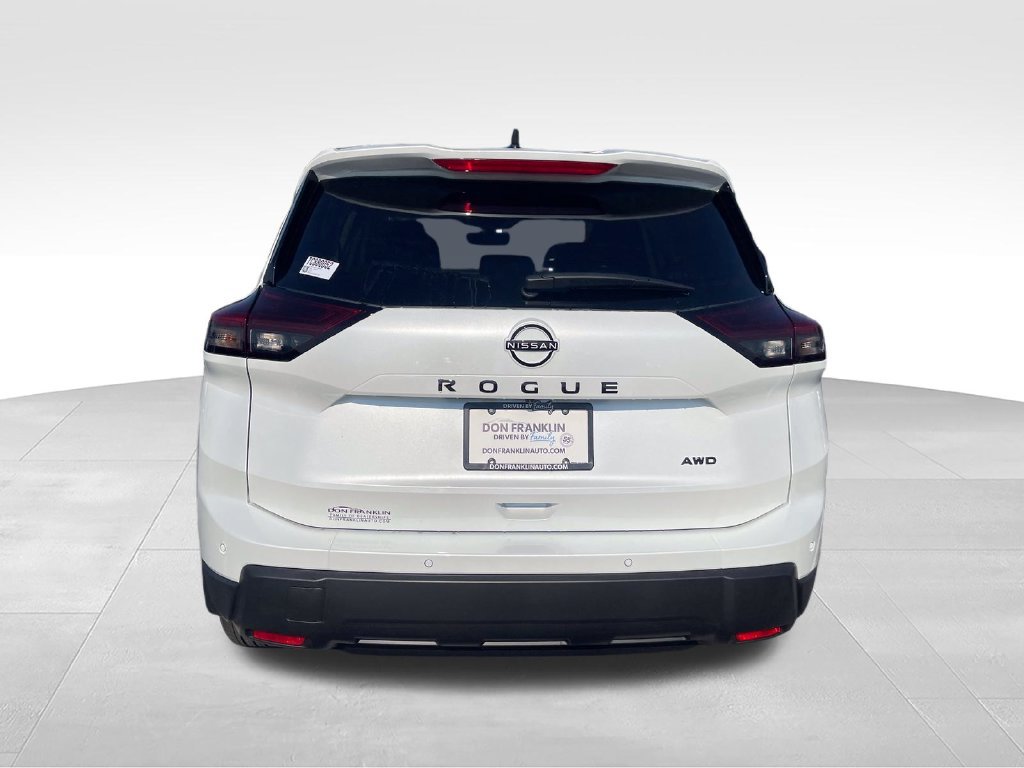 New 2026 Nissan Rogue Dark Armor AWD/4WD image 4