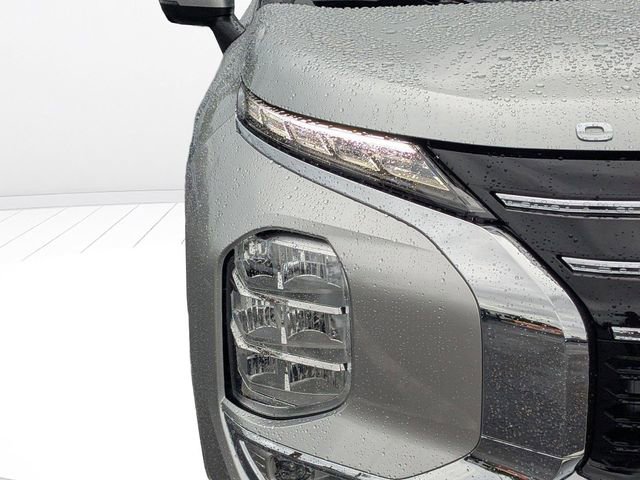 New 2026 Mitsubishi Outlander SE FWD image 8