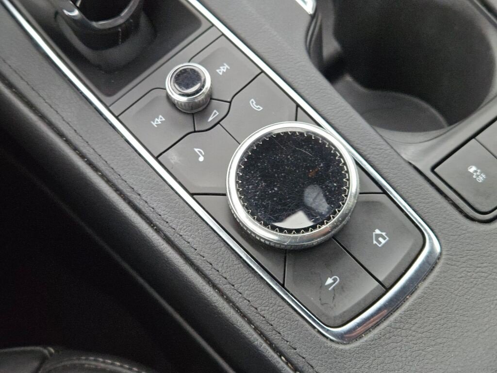 Used 2023 Cadillac XT4 Premium Luxury image 31