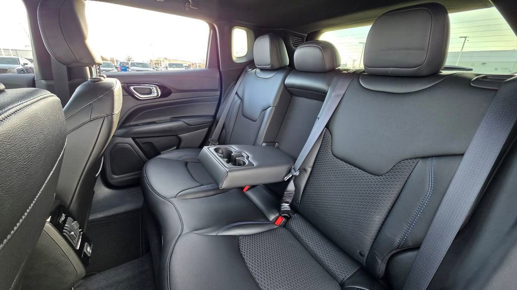 New 2026 Jeep Compass Latitude image 17