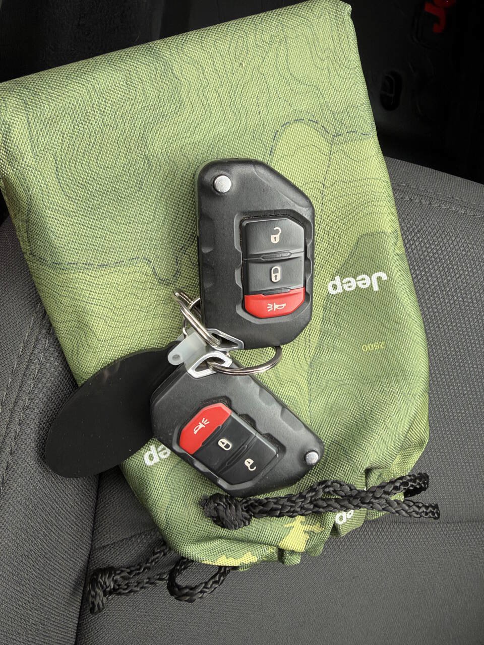Used 2019 Jeep Wrangler Unlimited Sport S AWD/4WD image 22