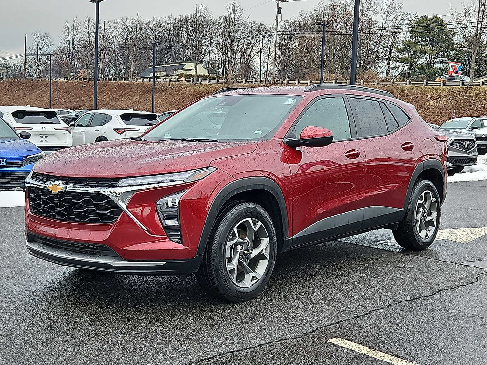 Used 2025 Chevrolet Trax LT image 3